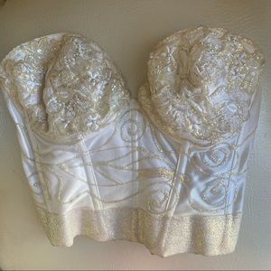 Vintage embellished bustier💞